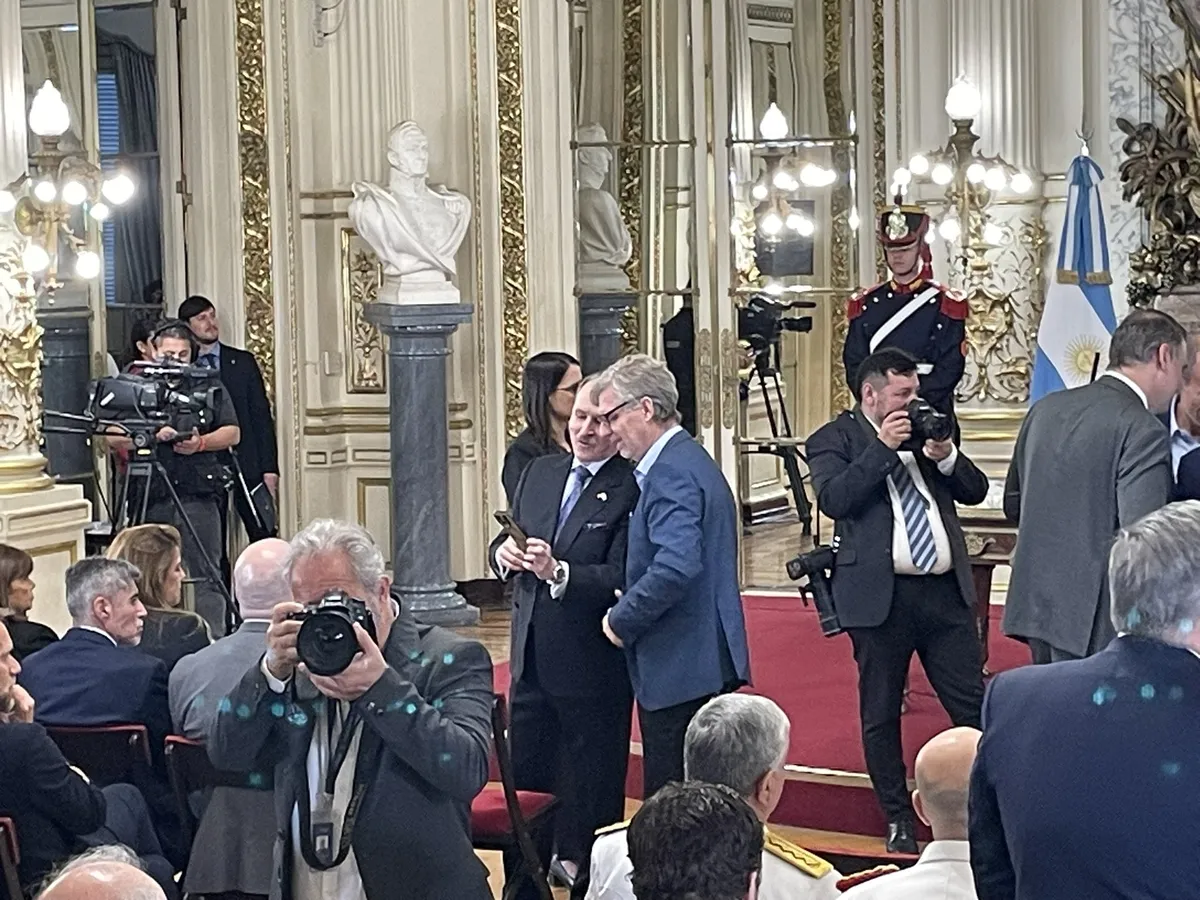 Sergio Neiffert con el embajador de USA en Argentina, Peter Lamelas Sergio Neiffert con el embajador de USA en Argentina, Peter Lamelas