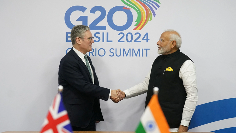 India y UK sellan acuerdo comercial histórico tras el golpe de Trump