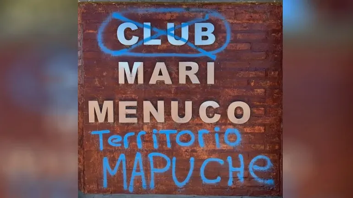 El conflicto territorial entre el Club de Pesca Mari Menuco y la comunidad mapuche Kaxipayiñ es de larga data y se dio en el contexto de la Ley de Emergencia y Relevamiento. El conflicto territorial entre el Club de Pesca Mari Menuco y la comunidad mapuche Kaxipayiñ es de larga data y se dio en el contexto de la Ley de Emergencia y Relevamiento.