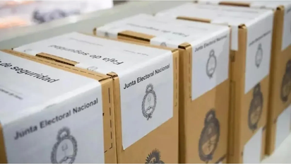 Alfredo Cornejo y Omar de Marchi definen en aparente paridad