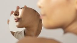 Medicina estética: Cuidado con estas tendencias en las redes sociales / Imagen de Freepik.