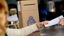 altText(Massa y Urtubey buscan el voto joven)}