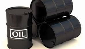 El precio internacional del barril de petróleo se acerca a los US$80, y pone presión sobre los surtidores.
