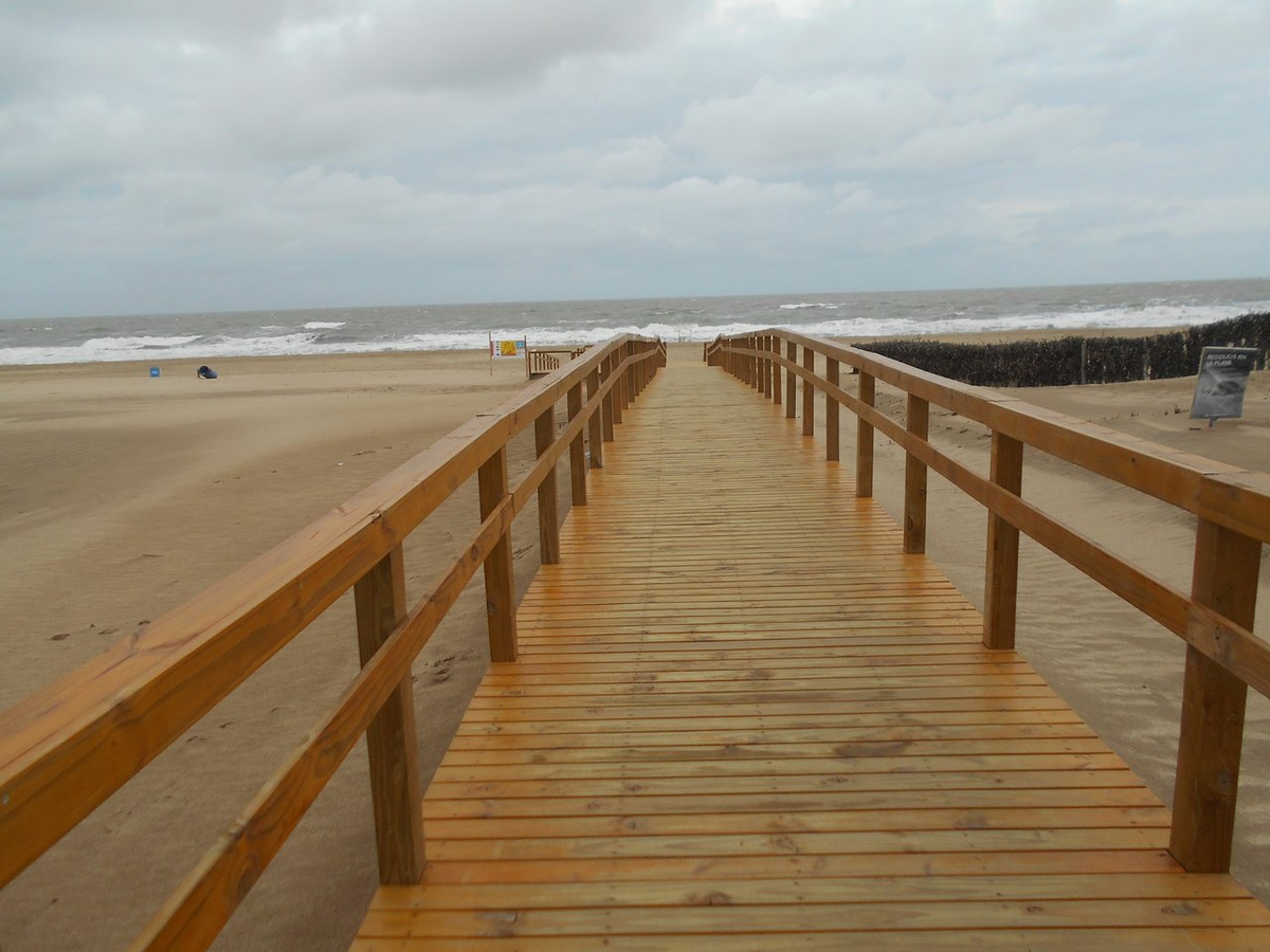 Valeria del Mar, balneario de Buenos Aires. Valeria del Mar, balneario de Buenos Aires.