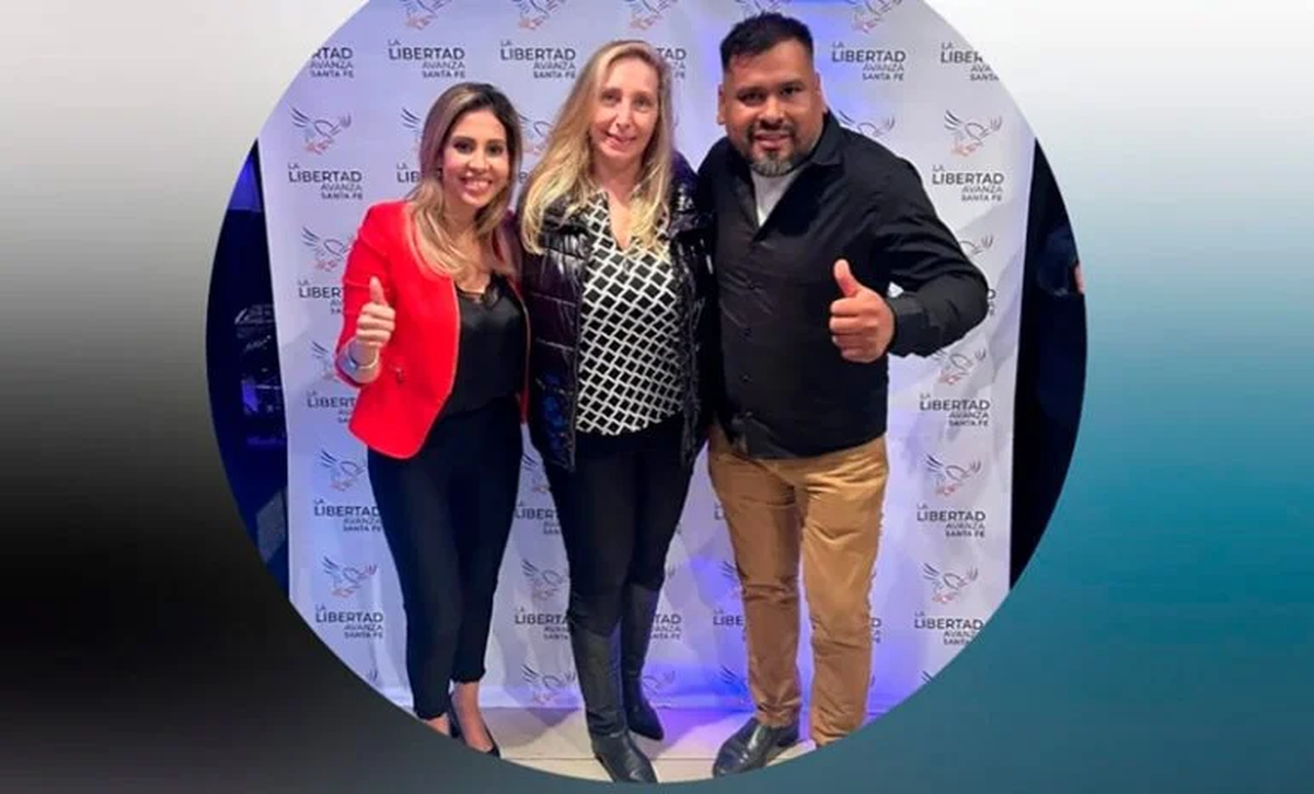 Néstor Aramayo junto a Karina Milei y Romina Diez. Néstor Aramayo junto a Karina Milei y Romina Diez.