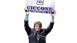 altText(El imputado Boudou festeja la Justicia que se viene)}