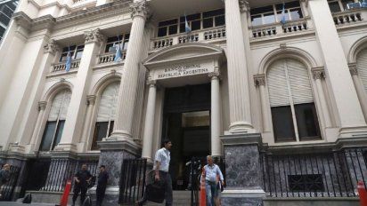 BCRA: Qué hace el Central para sostener la calma del dólar y qué viene