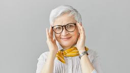 ¿Cómo proteger al cerebro del Alzheimer y la demencia? Siga esta dieta / Imagen de Karlyukav en Freepik.
