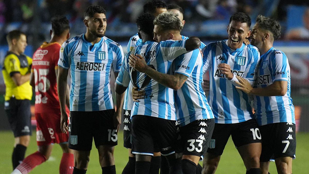 Boca silenció, por ahora, las duras críticas tras golear 3-1 a Platense mientras que Racing, Lanús y Argentinos se despacharon con goleadas y arden la tabla. (Foto: Noticias Argentinas)