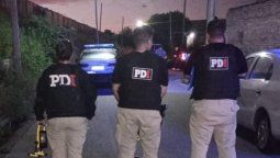 El cuerpo de un hombre decapitado fue encontrado en la vías de Rosario.