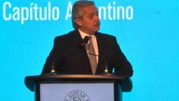 altText(Ante empresarios, Alberto F. se quejó por los 