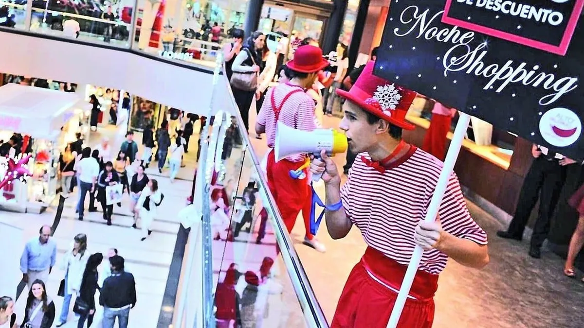 En la víspera de Navidad, los principales shoppings de Buenos Aires ofrecen descuentos y actividades para toda la familia. En la víspera de Navidad, los principales shoppings de Buenos Aires ofrecen descuentos y actividades para toda la familia.