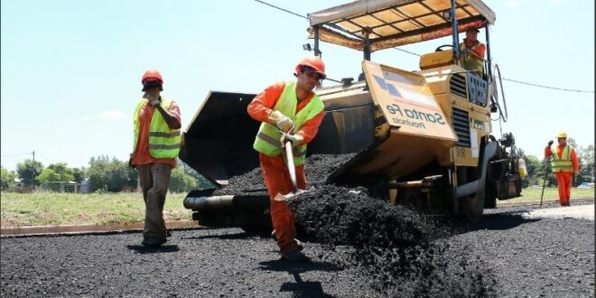 Pullaro asumió con deudas debajo del brazo. Pullaro asumió con deudas debajo del brazo. 