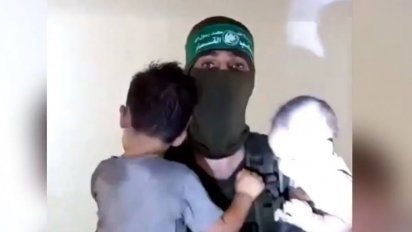 Bebé argentino es rehén de Hamas y Alberto clama por la libertad