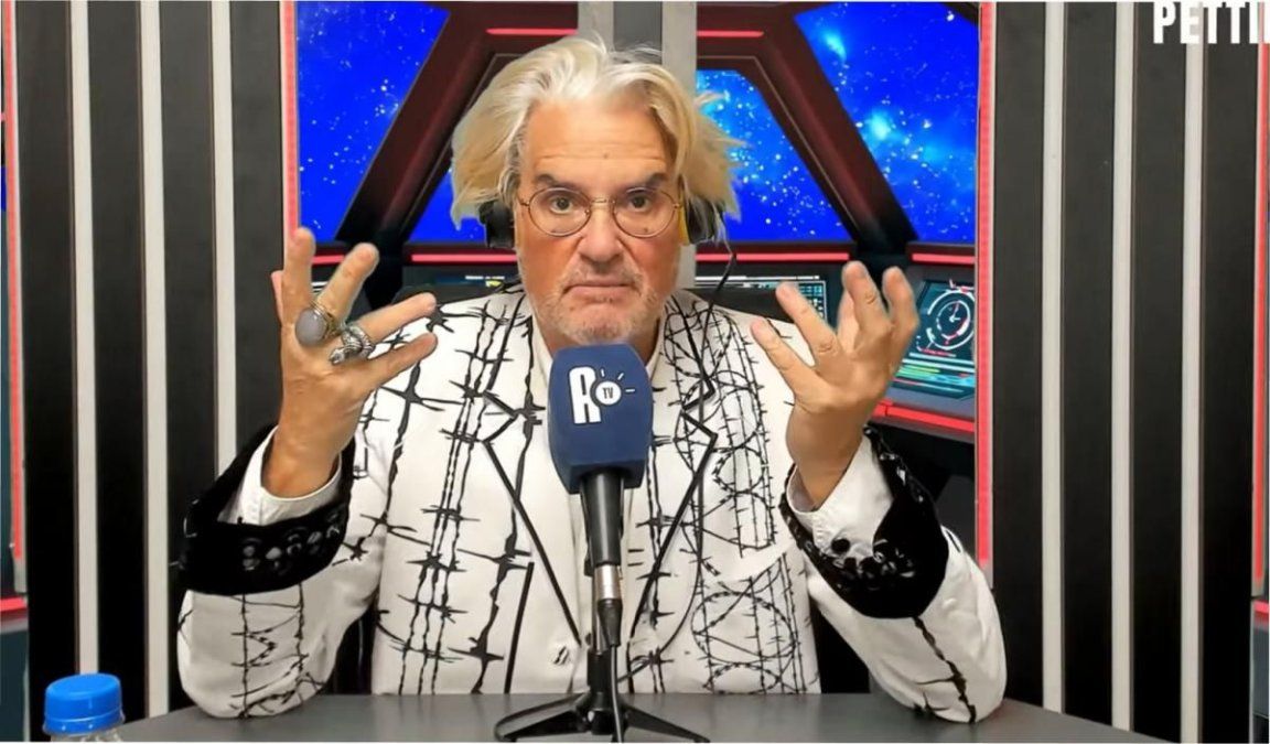 Roberto Pettinato envuelto en una nueva polémica.