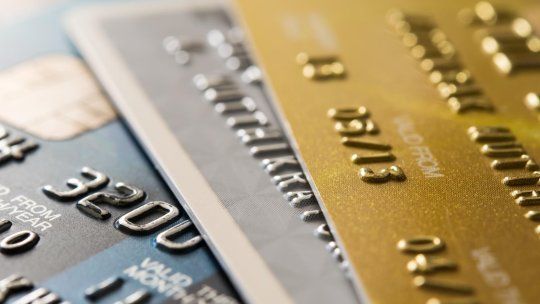 Tarjetas de crédito: El nuevo golpe que reciben los consumidores tras el DNU Tarjetas de crédito: El nuevo golpe que reciben los consumidores tras el DNU