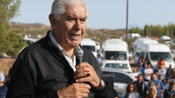 altText(Fuerte interna en los sindicatos petroleros por el recorte del 70% de sus sueldos)}
