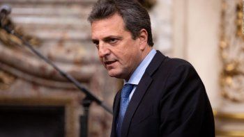 Sergio Massa consigue más dólares. Sergio Massa consigue más dólares.