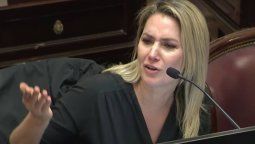 La senadora calificó como gracioso y absurdo el pedido para que vote en contra del aumento de gas. La senadora calificó como gracioso y absurdo el pedido para que vote en contra del aumento de gas.