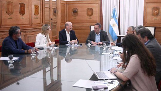 Adorni coordinó la última de las reuniones del Consejo de Mayo. Adorni coordinó la última de las reuniones del Consejo de Mayo.