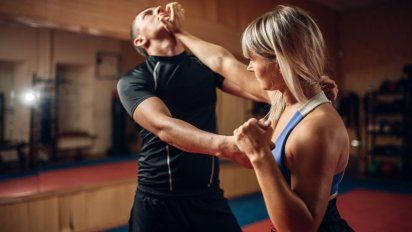 Violencia de género: 7 puntos débiles del cuerpo para defenderse de un ataque