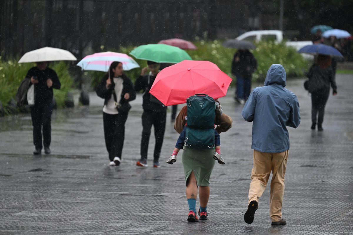 Cómo prepararse y qué hacer ante alerta por tormenta.