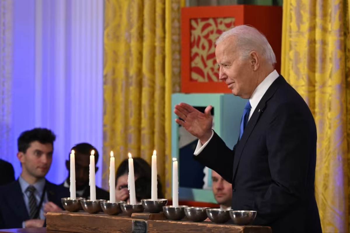El presidente de Estados Unidos, Joe Biden, asiste a una recepción de Hanukkah en la Casa Blanca el lunes | Andrew caballero-Reynolds/Pool/AFP El presidente de Estados Unidos, Joe Biden, asiste a una recepción de Hanukkah en la Casa Blanca el lunes | Andrew caballero-Reynolds/Pool/AFP