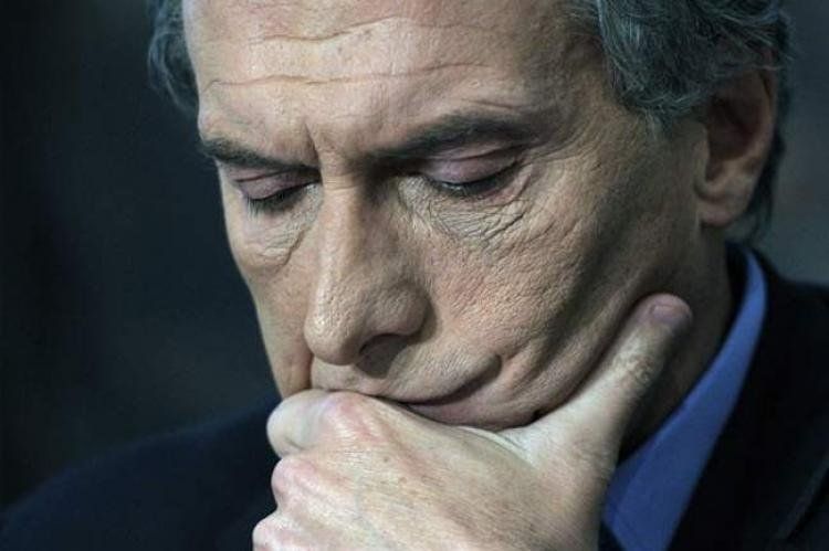 macri preocupado.jpg