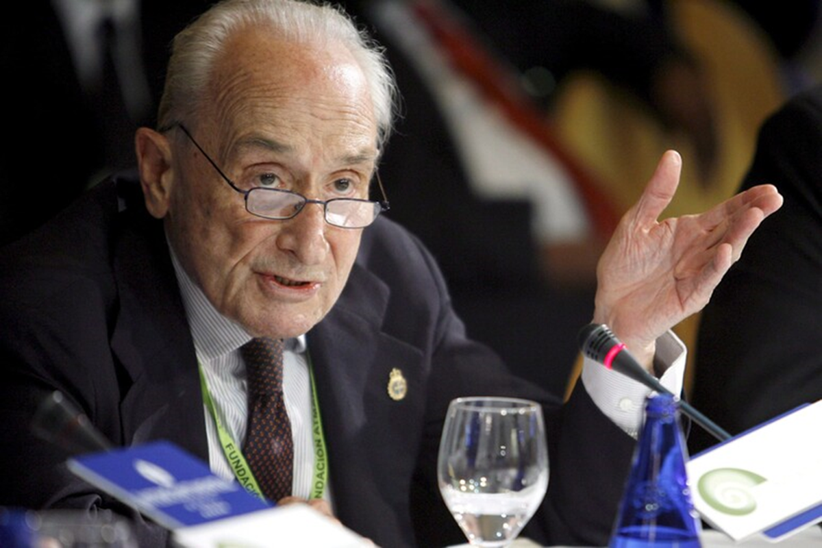 Giovanni Sartori y su crítica a la TV Giovanni Sartori y su crítica a la TV