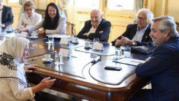 altText(Tras el entredicho, Alberto F. recibió a Nora Cortiñas: 