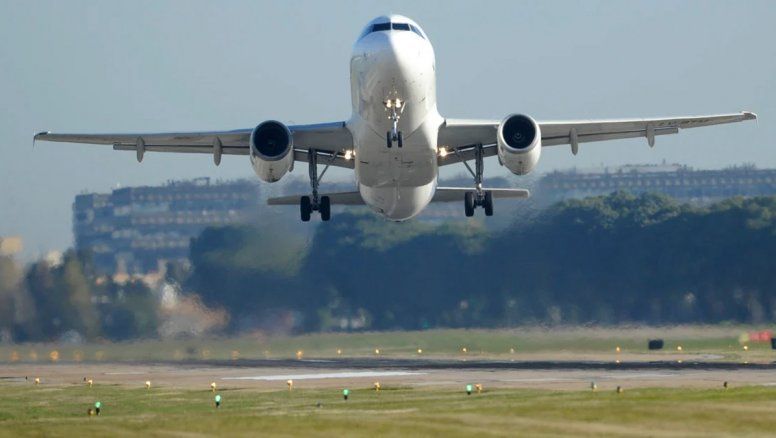 Una valija abandonada paralizó Aeroparque: Mañana complicada para volar