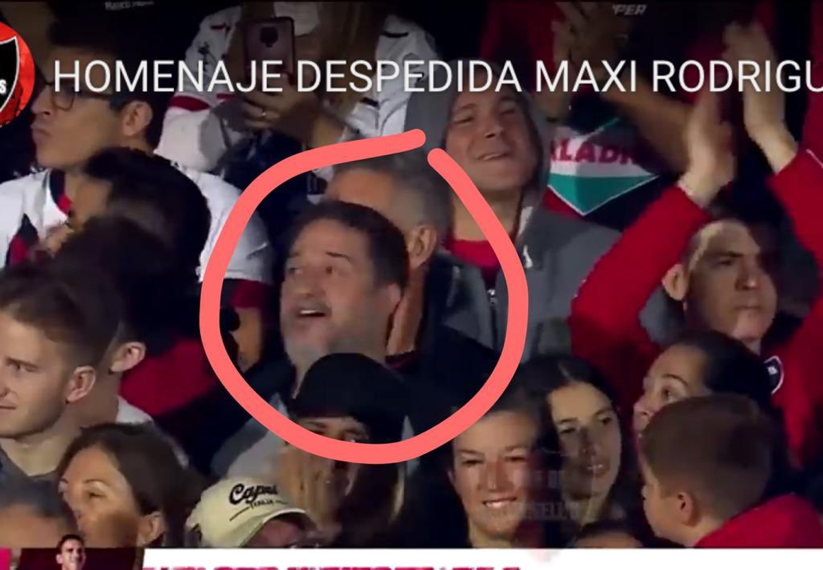 El fiscal a cargo de la causa, Matías Edery, presente en el partido homenaje a Maxi Rodríguez donde la bandera de El fiscal a cargo de la causa, Matías Edery, presente en el partido homenaje a Maxi Rodríguez donde la bandera de