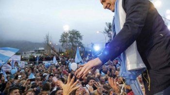 #ElLiderEsMacri: Los fanáticos M salen a responderle a Cornejo