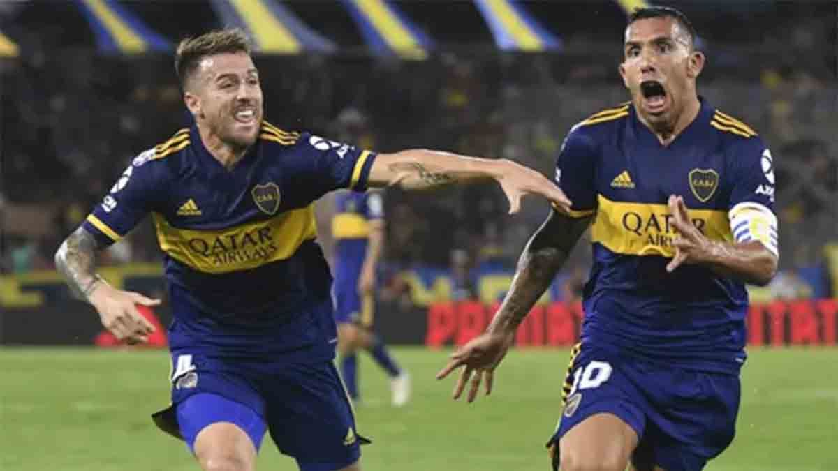 Guillermo Barros Schelotto logró su primer título como DT de Vélez pero un exBoca le recordó al Carlos Tevez suplente en la final de la Copa Libertadores 2018. Guillermo Barros Schelotto logró su primer título como DT de Vélez pero un exBoca le recordó al Carlos Tevez suplente en la final de la Copa Libertadores 2018.