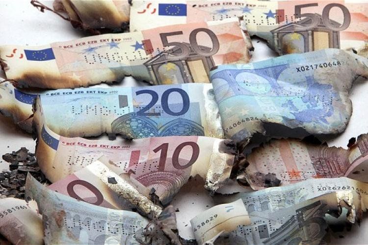 La cuna de la civilización sería el primer país en abandonar la unión monetaria.