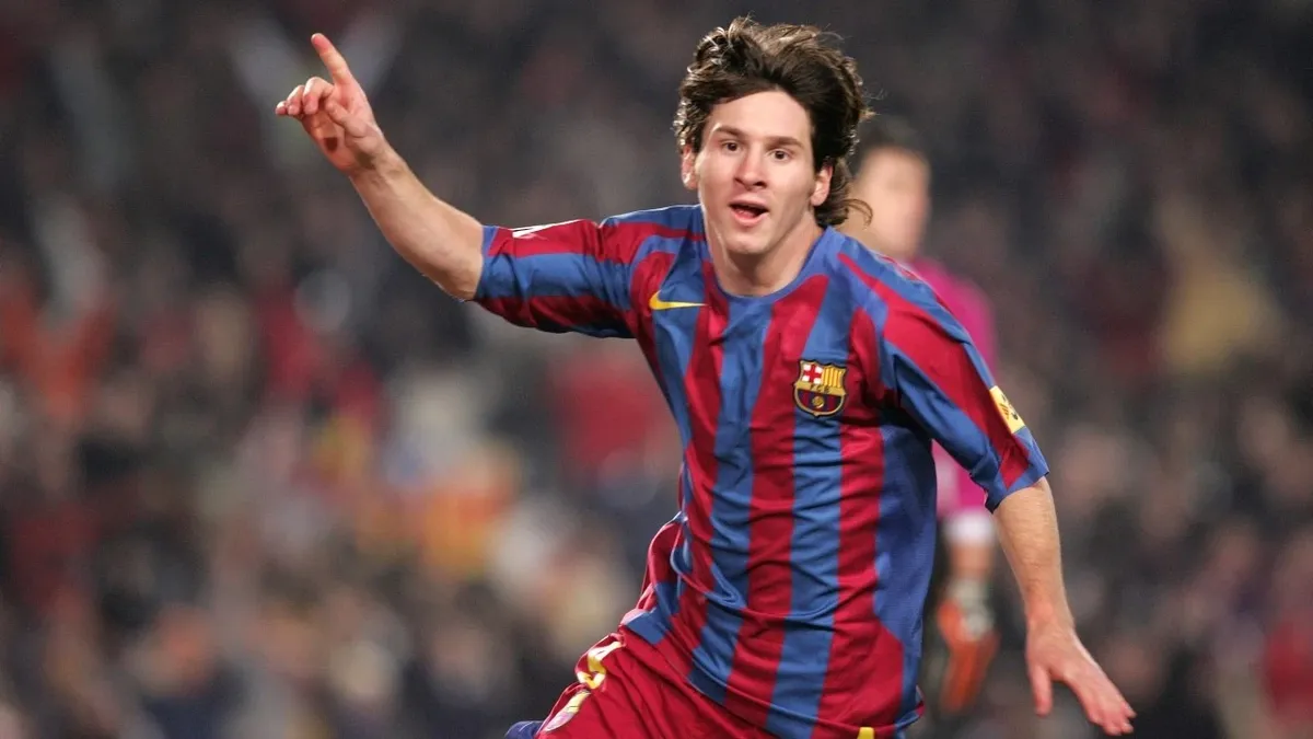 lionel messi 2004.webp