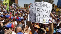 altText(Venezuela: La ONU apunta contra Nicolás Maduro)}