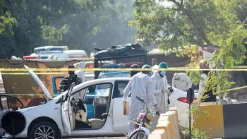 Sangriento atentado en Pakistán y dos inmolaciones en pocas horas