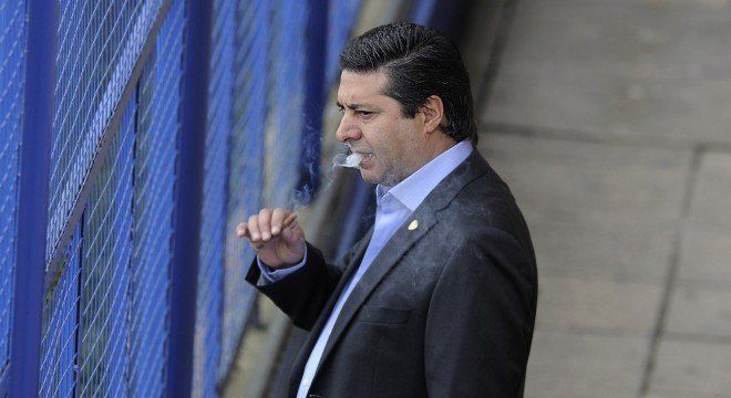 El presidente de Boca, Daniel Angelici, cada vez más complicado por sus contactos en Comodoro Py y las denuncias de Carrió