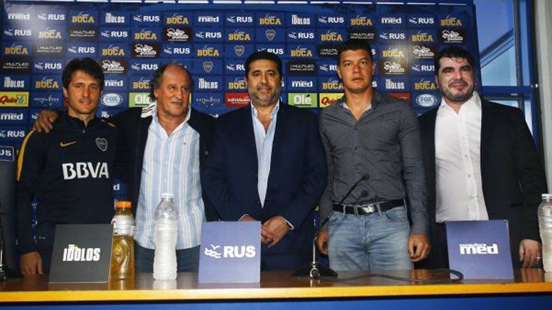 Daniel Angelici criticó la actitud del vicepresidente de Rosario Central, Luciano Cefaratti, de tocar las bolillas en el sorteo de árbitro de la Copa Argentina