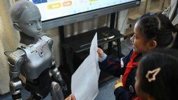 Robot profesor en China.  Robot profesor en China.