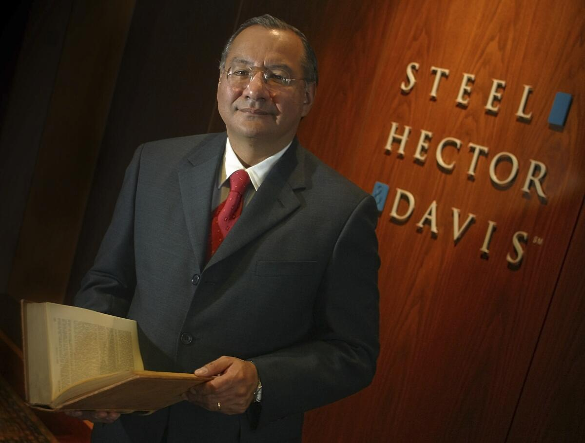 Manuel Rocha Manuel Rocha