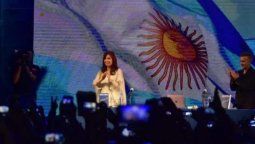 altText(CFK: 