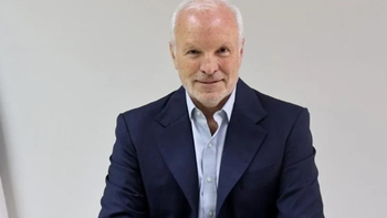 Javier Milei designó a Juan Bautista Ordónez en la secretaría de la Niñez, un empresario muy vinculado al negocio del juego. Javier Milei designó a Juan Bautista Ordónez en la secretaría de la Niñez, un empresario muy vinculado al negocio del juego.