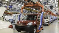 La industria automotriz produjo en 2026 casi 20% menos que en 2025. La industria automotriz produjo en 2026 casi 20% menos que en 2025.