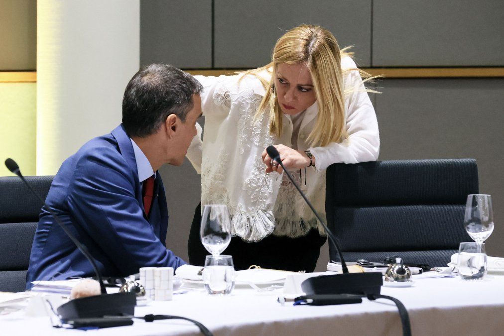 Giorgia Meloni y Pedro Sánchez. Pese a sus diferencias ideológicas, ambos habían acercado posiciones frente a Trump antes de que la crisis de Ceuta volviera a enfrentarlos.