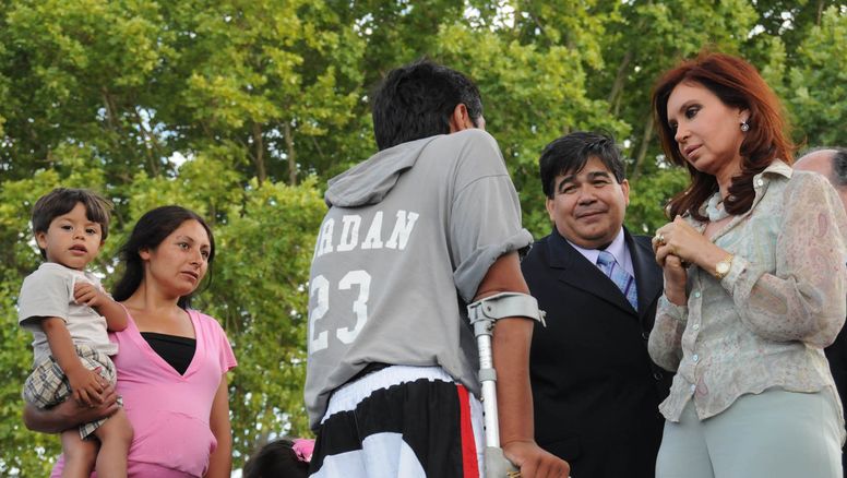 Mario Ishii intenta un equilibrio entre CFK y Axel Kicillof