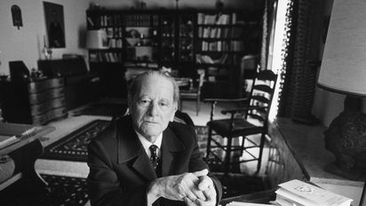Banco apuntado por el Kirchnerismo libertario: Otra vez Carl Schmitt