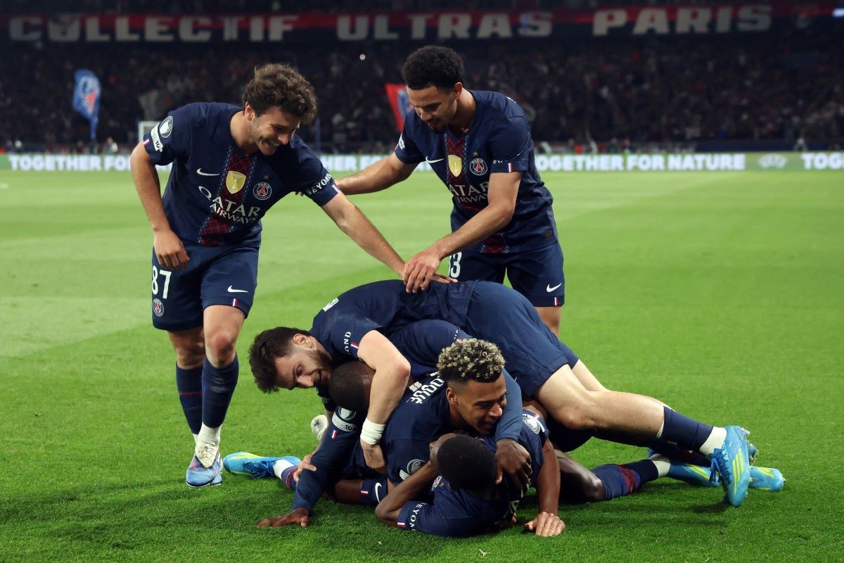 PSG derrotó 5-4 a Bayern Múnich por la ida de las semifinales. PSG derrotó 5-4 a Bayern Múnich por la ida de las semifinales.