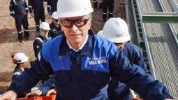 altText(Bajo alerta por el repudio, Macri llega a Neuquén para la (única) foto positiva de la semana)}